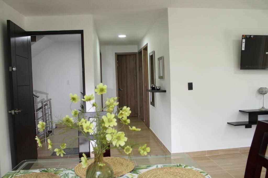 Lindo Apartamento Con Estacionamiento Buga Ngoại thất bức ảnh